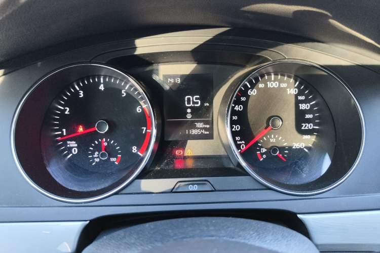 Used Volkswagen Lamando 2015 230TSI Manual Trend Edition