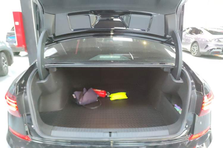 Used Volkswagen Passat 2021 330TSI Elite Edition