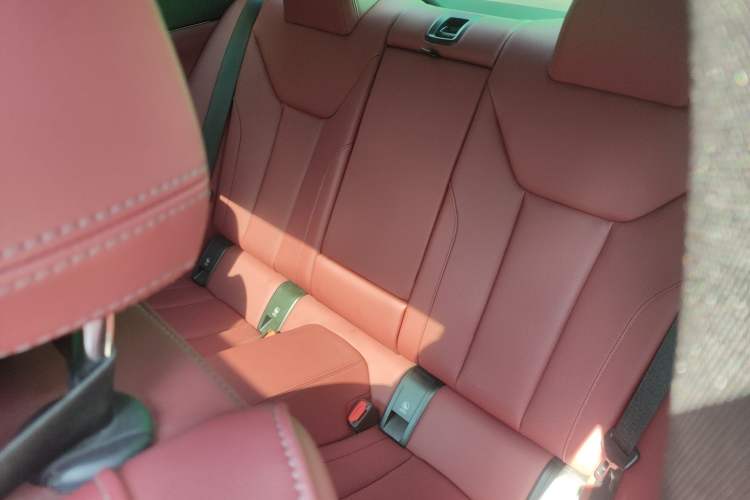 Used BMW 4 Series 2023 425i M Sport Night Edition
