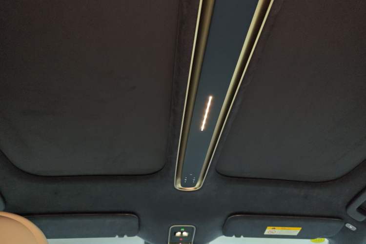 Used Nio ET9 2025 100kWh Signature Edition
