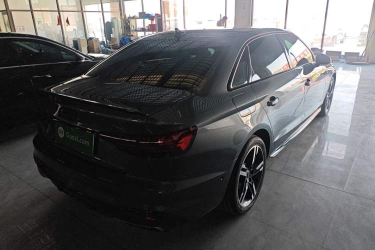 Used Audi A4L 2022 40 TFSI Luxury Dynamic Model
