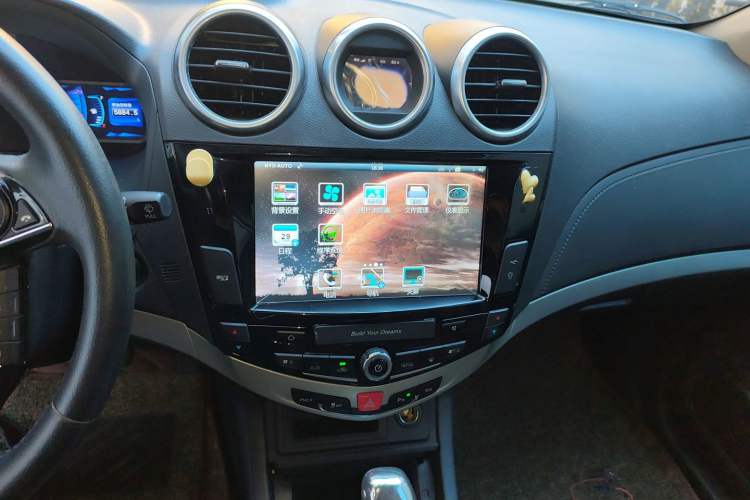 Used BYD S7 2015 2.0T Upgraded Automatic Luxury Version
