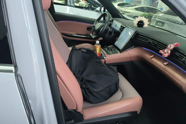 Used Nio EC6 2020 465 km Sport Edition
