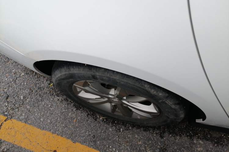 Used Livan Maple 60s 2022 Easy-to-Replace Version Lithium Iron Phosphate
