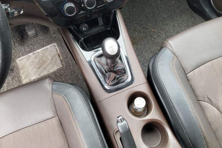 Used FORTHING Joyear X3 2016 1.5L Comfort Model Gear Lever