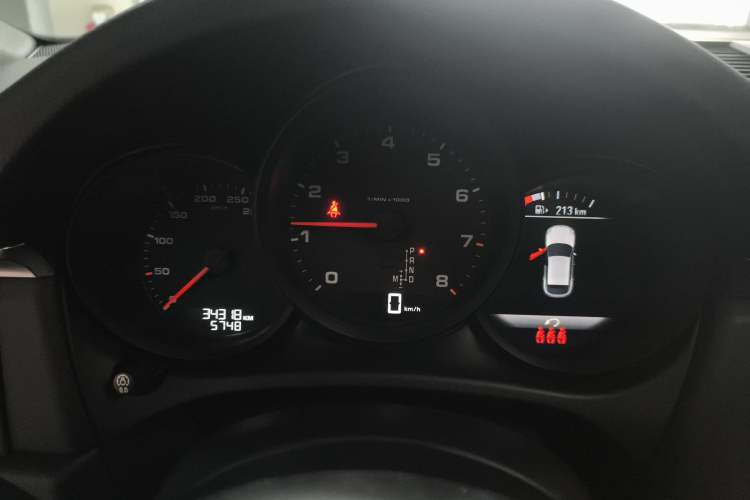 Used Porsche Macan 2021 Macan 2.0T Instrument Cluster