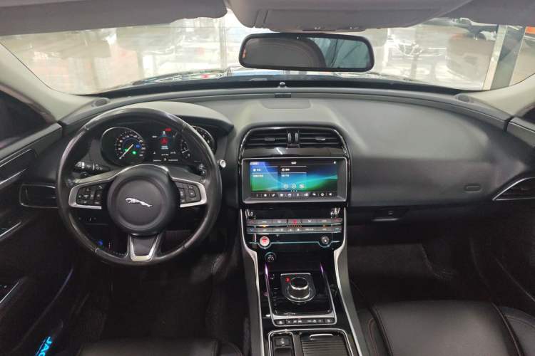 Used Jaguar XEL 2019 2.0T 200 PS Luxury Edition
