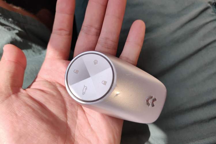 Used Nio ES8 2018 355 km Base Version 7-Seater Edition Vehicle Key