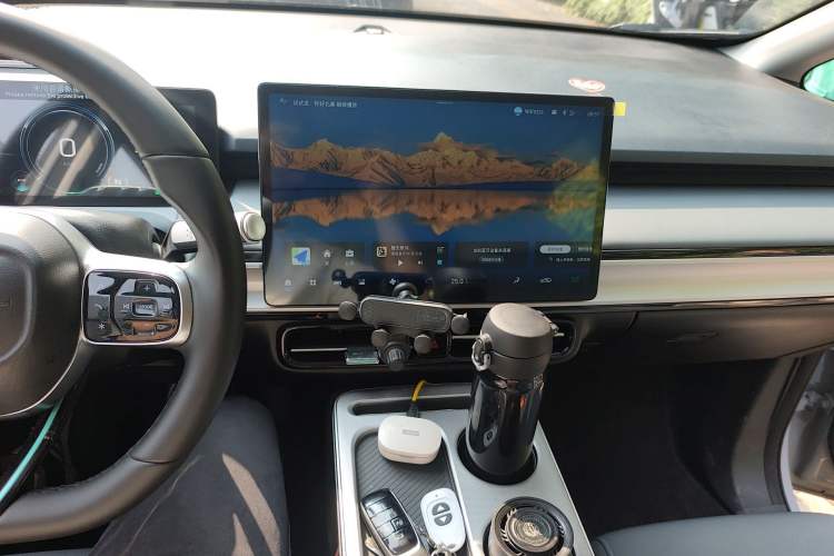 Used AION Y 2023 Plus 610 Enjoy Edition
