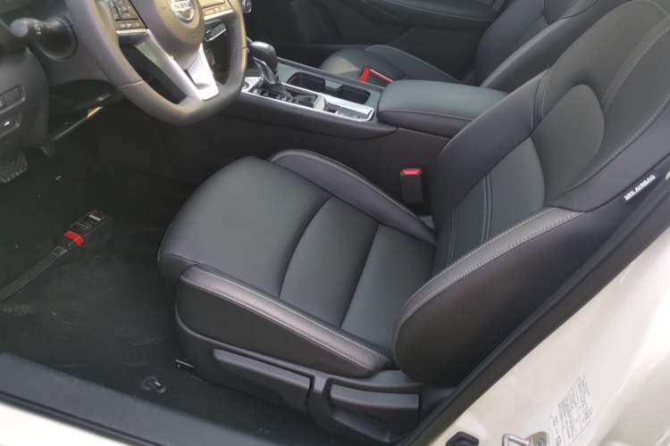 Used Nissan Sylphy 2022 1.6L XL CVT Enjoyment Edition Left Front Seat