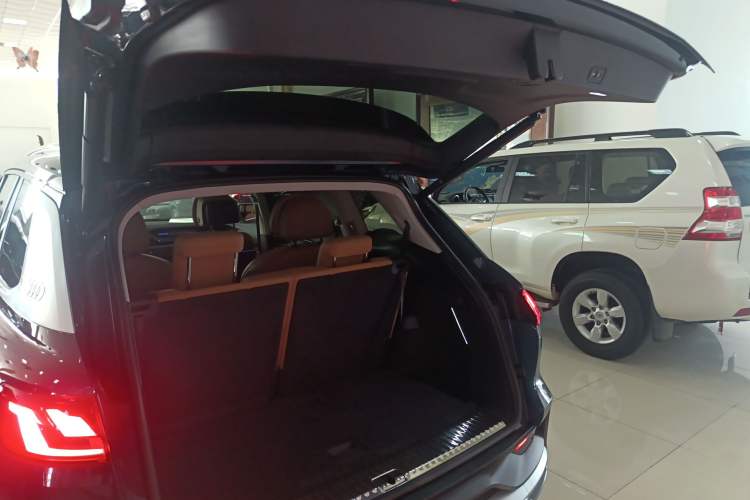 Used Audi Q6 2024 45 TFSI quattro Qiyun Edition Yulin Package 6 seats
