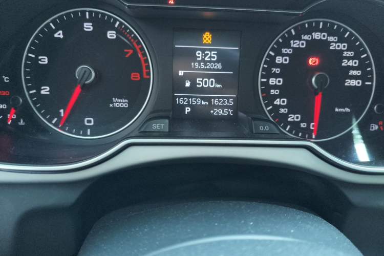 Used Audi A4L 2013 40 TFSI quattro Individual Sport Edition
