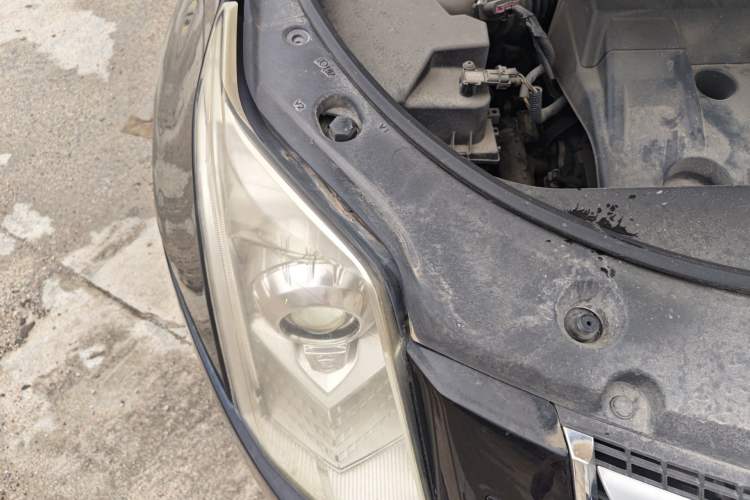 Used Cadillac SRX 2011 3.0L Luxury Model Right Front Headlight