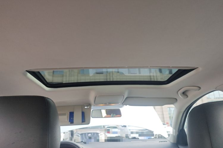 Used Volkswagen Bora 2014 1.6L Manual Comfort Model Headliner