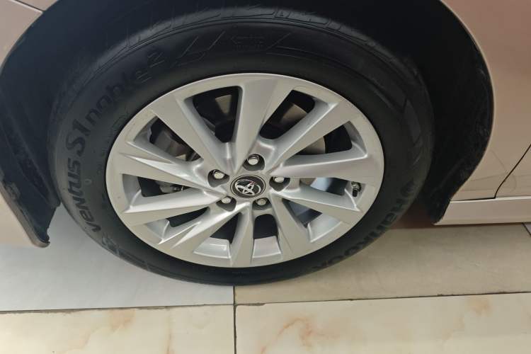 Used Toyota Camry 2021 2.0G Luxury Edition Left Front Wheel Hub