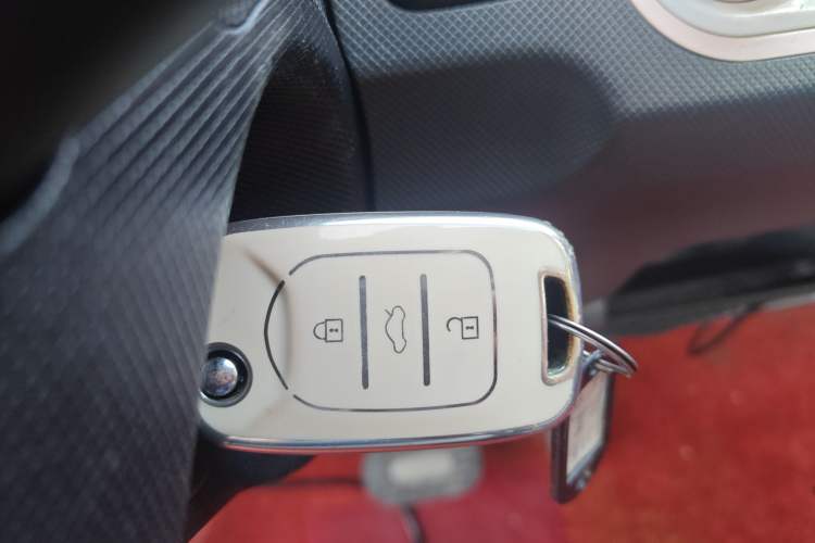 Used Wuling Hongguang MINIEV 2021 Macaron Premium Model – Lithium-NMC
