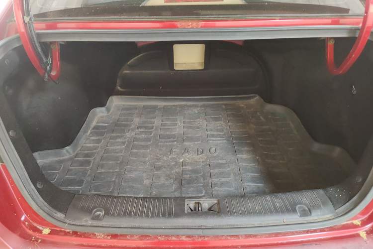 Used CHANGAN Eado 2015 1.6L Manual Luxury Model China V Standard