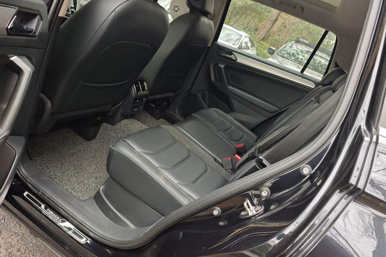 Used Volkswagen Tiguan L 2018 330TSI Automatic Two-Wheel Drive Luxury Edition