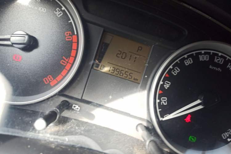 Used Skoda Fabia 2011 1.6L Automatic Crystal Edition