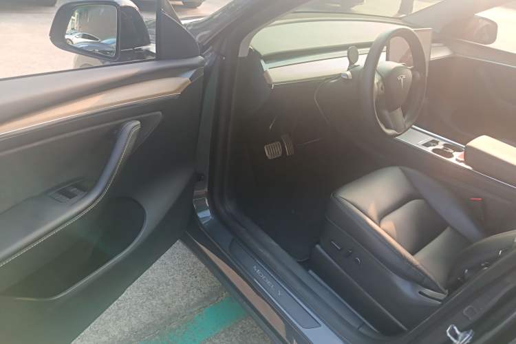 Used Tesla Model Y 2021 Performance High-Performance All-Wheel-Drive Version