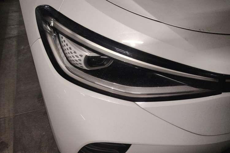 Used Volkswagen ID.4 CROZZ 2021 Long-Range Lite PRO Two-Wheel Drive Version
