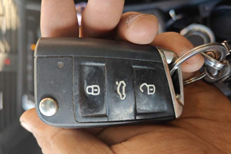 Used Volkswagen Sagitar 2021 280TSI DSG Comfort Connect Edition Vehicle Key