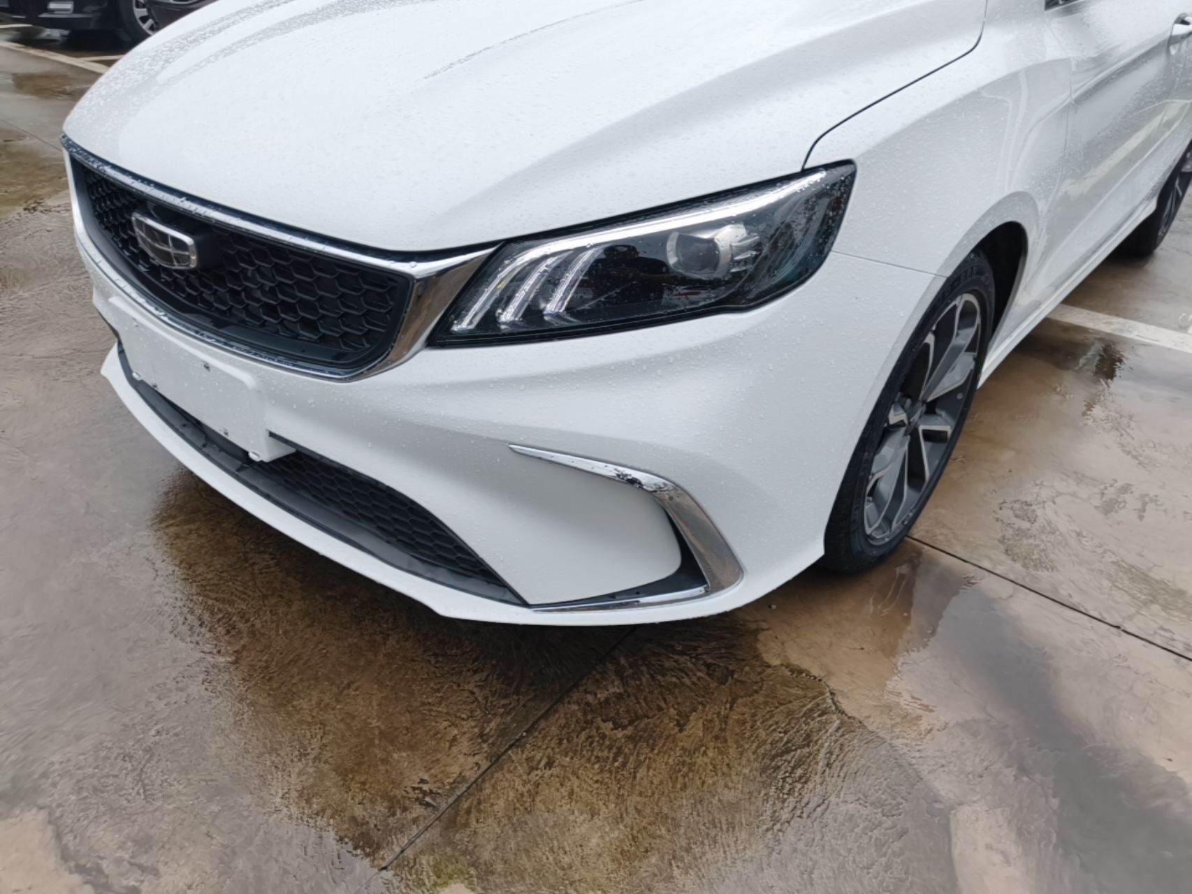 Geely Auto Binray 2021 1.4T CVT Asian Games Edition — снимка 8