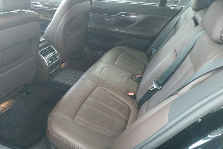 Used BMW 7 Series 2016 730Li Leading Model Interior 4