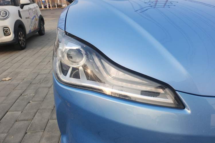 Used NETA V 2022 Chao 300 Lite Ternary Lithium Right Front Headlight