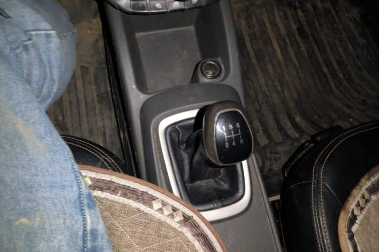 Used Chevrolet Sail 2015 Sail 3 1.5L Manual with Ideal Sunroof Edition