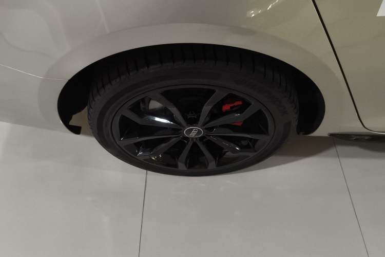 Used Audi A4L 2018 30th Anniversary Edition 40 TFSI Fashion Model