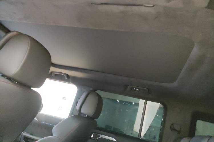 Used JETOUR Traveler 2023 2.0T All-Wheel Drive Conquer PRO Headliner