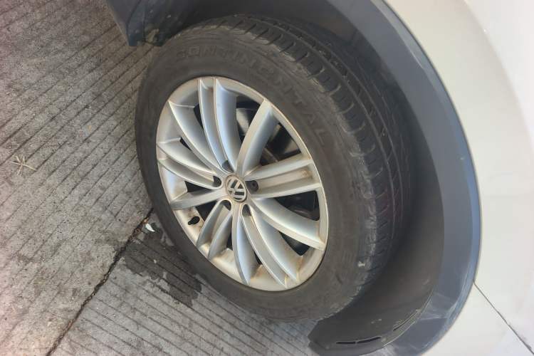 Used Volkswagen Tiguan 2018 330TSI All-Wheel-Drive Innovation Model
