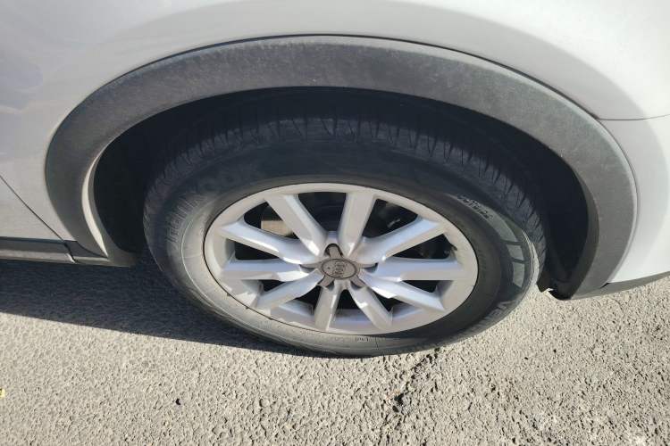 Used Audi Q3 2015 35 TFSI Millionth Anniversary Intelligent Edition Right Front Wheel Hub