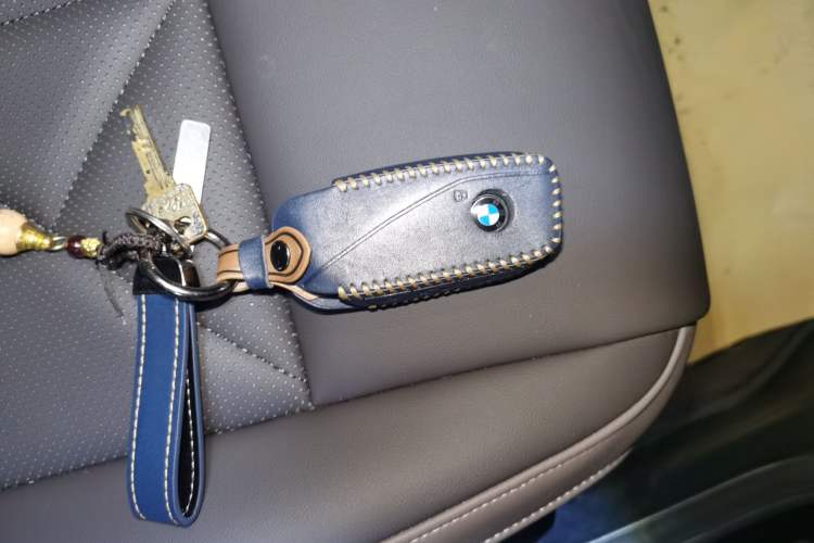 Used BMW X3 2025 xDrive25L Luxury Package Vehicle Key