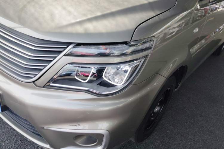 Used FORTHING Lingzhi 2022 M5L 2.0L Utility Model 7 Seats