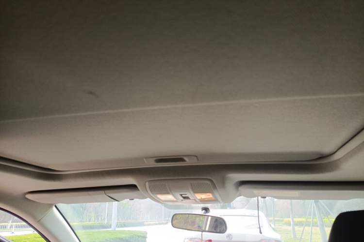 Used Mazda 3 Axela 2017 Sedan 1.5L Automatic Luxury Model Emission Standard China V
