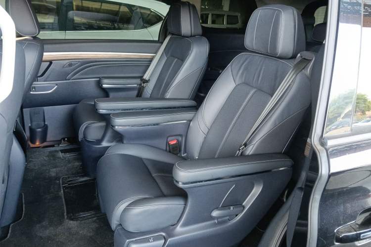 Used GAC Trumpchi M8 2021 Lingxiu Series 390T Deluxe Edition
