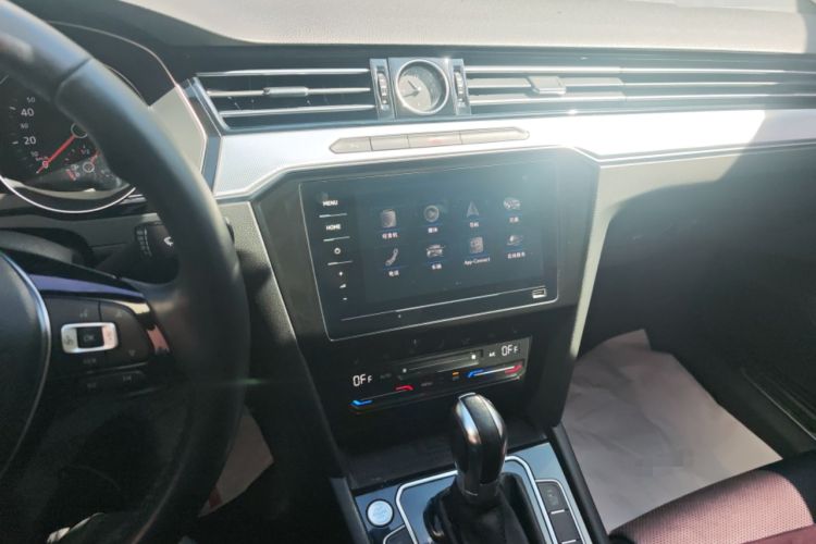 Used Volkswagen Magotan GTE Plug-in Hybrid 2020 GTE Luxury Model
