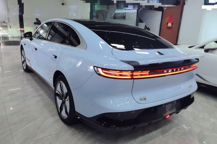 Used VOYAH PASSION 2023 Four-Wheel Drive Long-Range Version Exterior 3