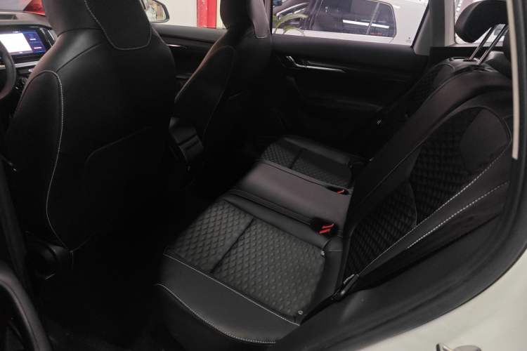 Used Skoda Kamiq 2020 1.5L Automatic Comfort Edition
