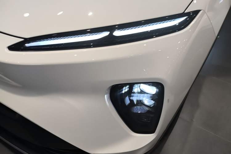 Used Nio ES8 2024 75 kWh Executive Edition
