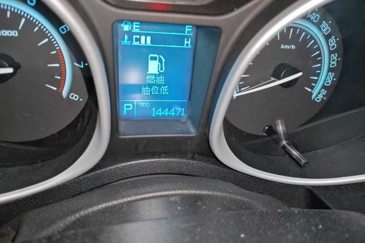 Used GAC Trumpchi GS5 2013 1.8T Automatic All-Wheel-Drive Luxury Edition Odometer Close Up