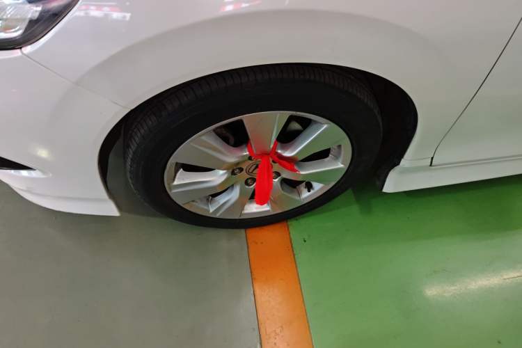 Used Honda Jade 2016 1.8L CVT Luxury Edition 5-seater
