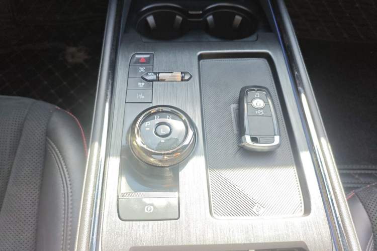 Used Ford Mondeo 2024 2.0T E-Hybrid Sport Edition ST-Line
