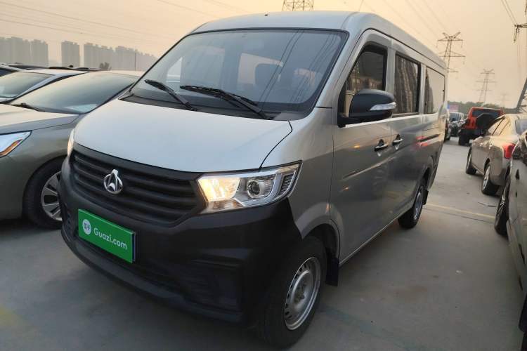 Used Kuayue Xing V3 2023 1.5L Gasoline Comfort Model 7-Seater Passenger Vehicle