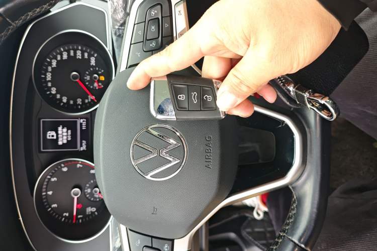 Used Volkswagen Magotan 2020 330TSI DSG Leading Model
