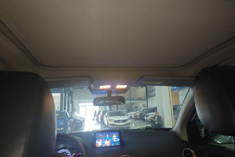 Used Renault Koleos 2014 Revised Version 2.0L Two-Wheel Drive Fashion Edition Headliner