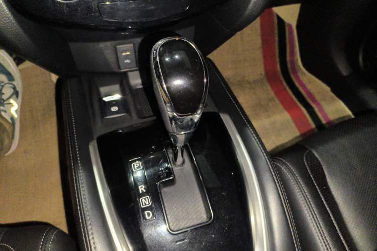 Used Nissan X-Trail 2021 2.0L CVT 2WD XL ITS Comfort Commemorative Edition Gear Lever