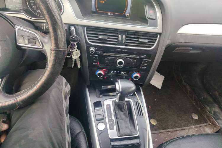 Used Audi A4L 2016 35 TFSI Collector's Edition Automatic Standard Model